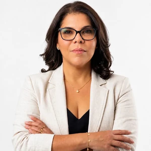 Foto de Dra. Geysa Nates de Souza Teixeira